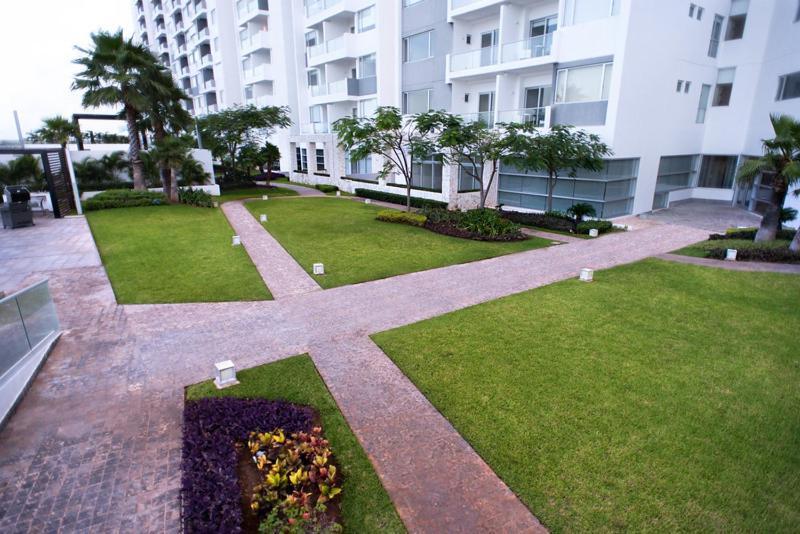 Malecon Rentals Cancún Buitenkant foto